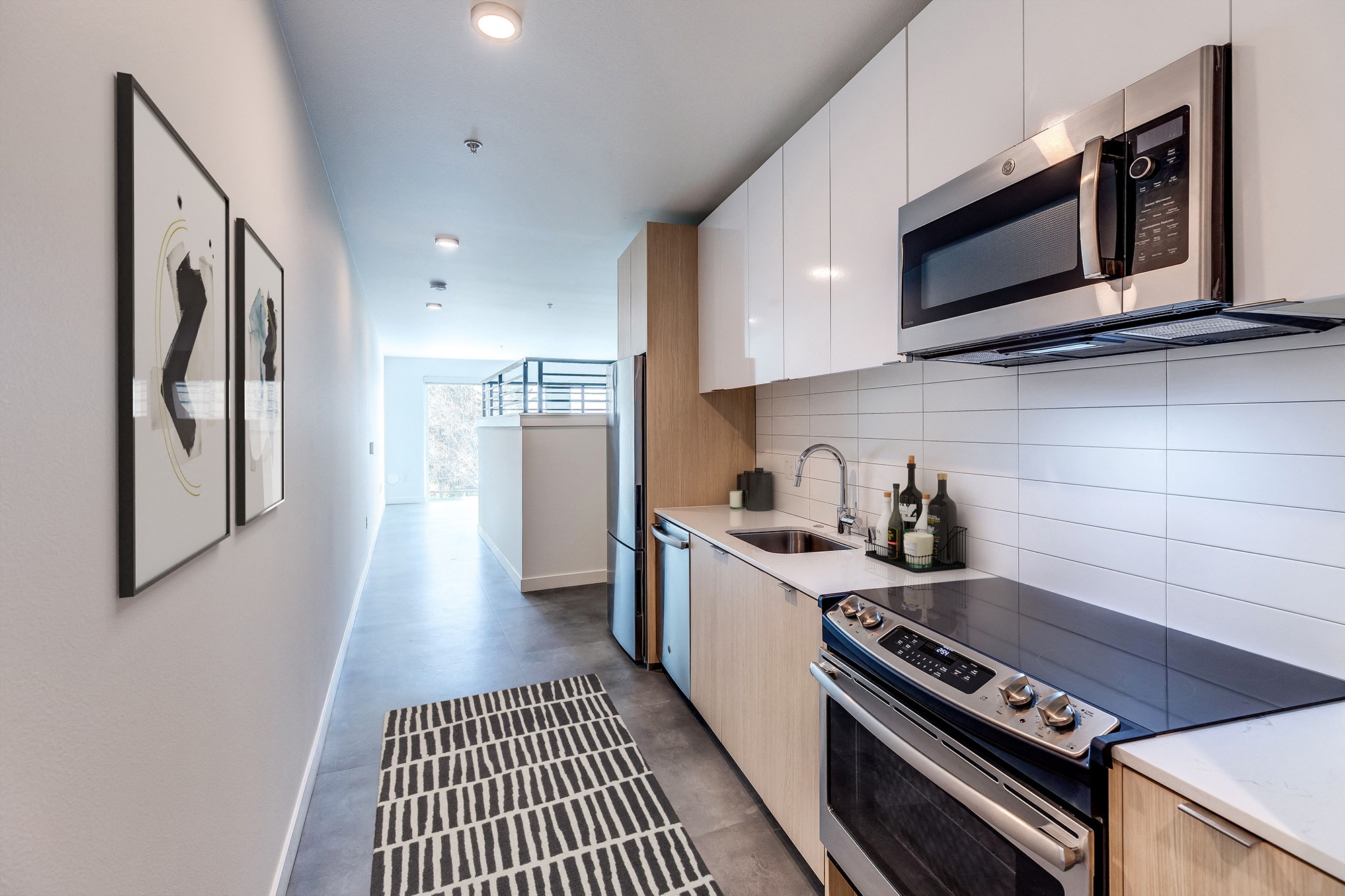 Luna West Seattle — image 21